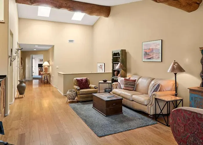 Spacious Splendor With Community & Pool Holiday home Sedona