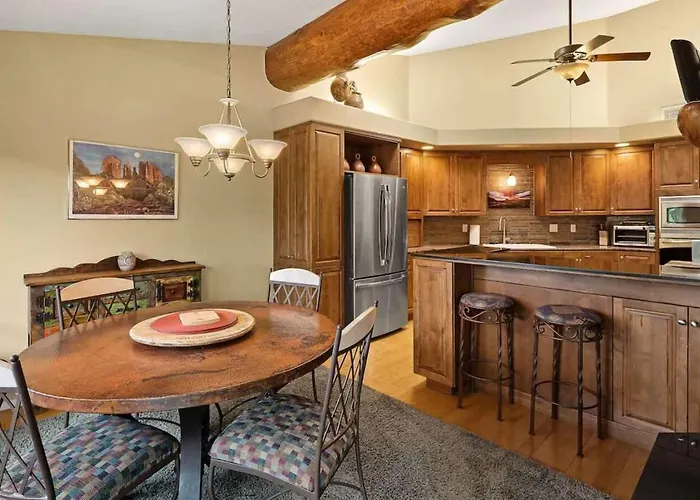 Spacious Splendor With Community & Pool * Sedona